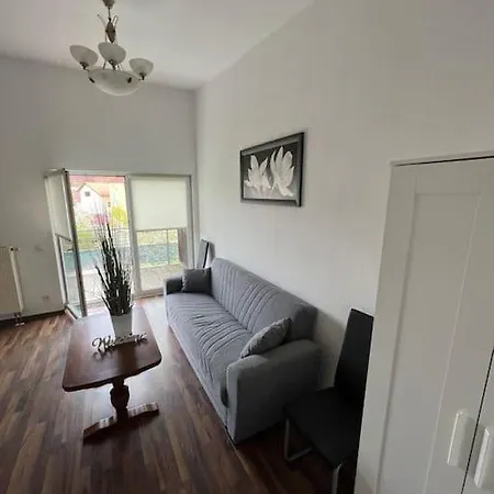 Apartment 2 *